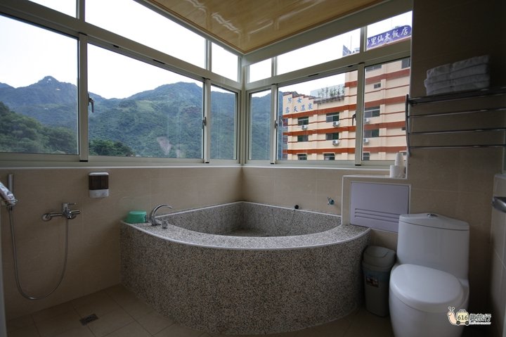 閒林築四人房(氣泡按摩浴池) - 房型照片